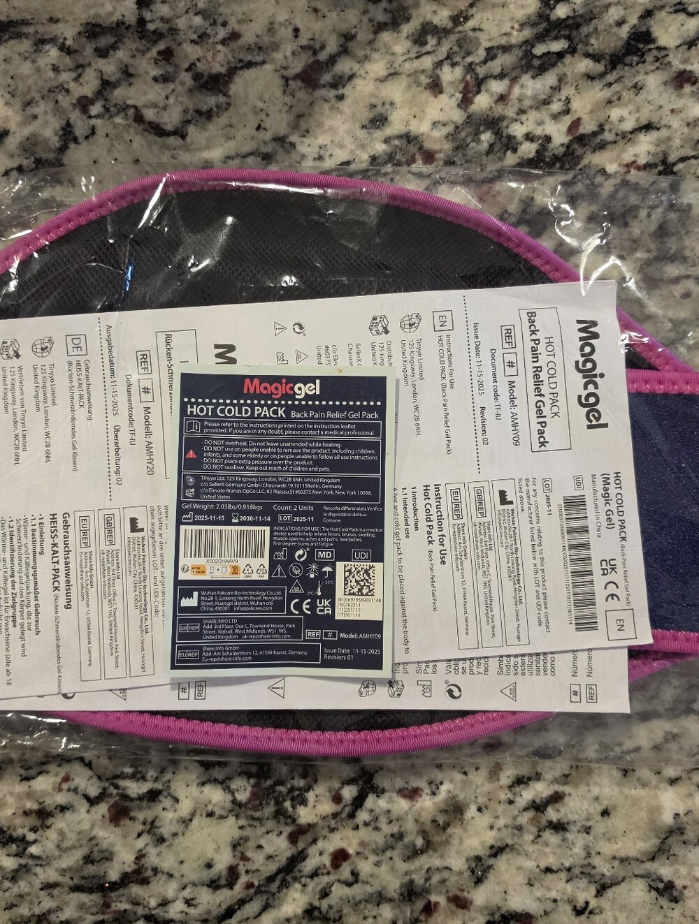 Magic Gel Black Neck/Back Hot Cold Pack with Pink Trim - Picture 2 of 2